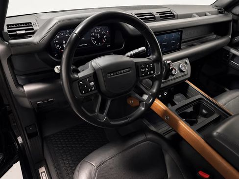 Used 2020 Land Rover Defender 110 X AWD/4WD image 11