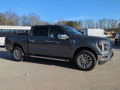 Used 2025 Ford F150 Lariat w/ Equipment Group 502A High AWD/4WD image 2