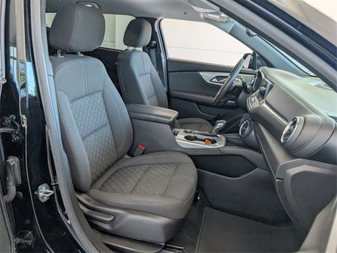 Certified 2022 Chevrolet Blazer LT image 17