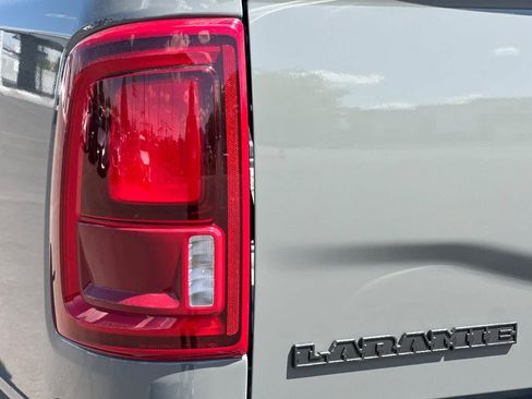 New 2026 RAM 2500 Laramie AWD/4WD image 31
