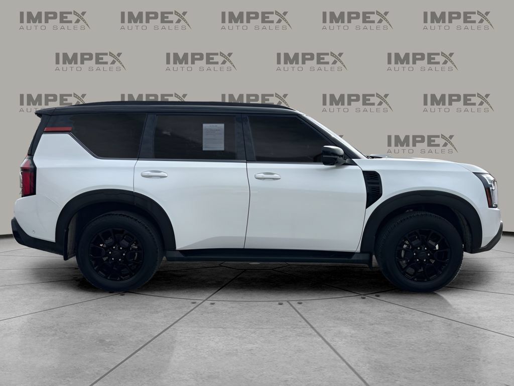 Used 2025 Nissan Armada PRO-4X AWD/4WD image 6