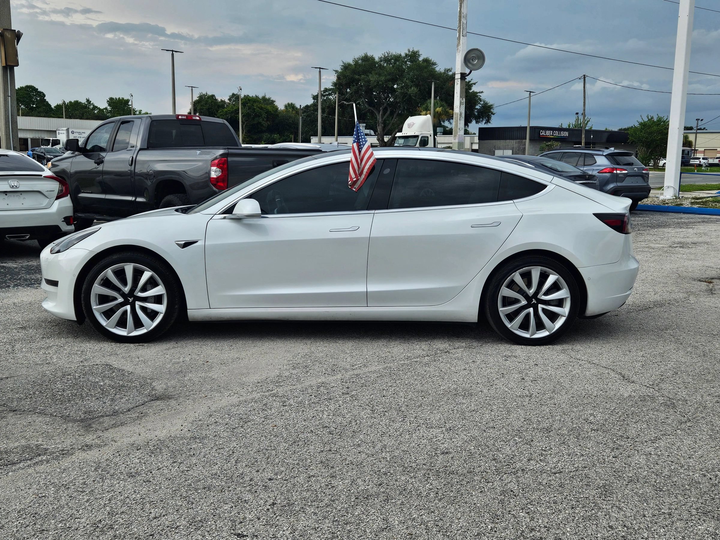Used 2020 Tesla Model 3 Long Range AWD/4WD image 5