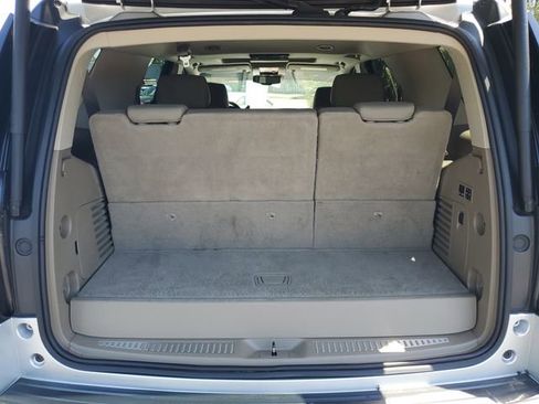 Used 2019 GMC Yukon SLT w/ Open Road Package image 8
