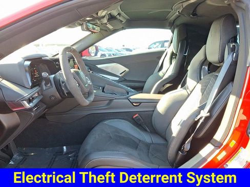 Certified 2025 Chevrolet Corvette Stingray Preferred Cpe w/ Z51 Performance Package image 12