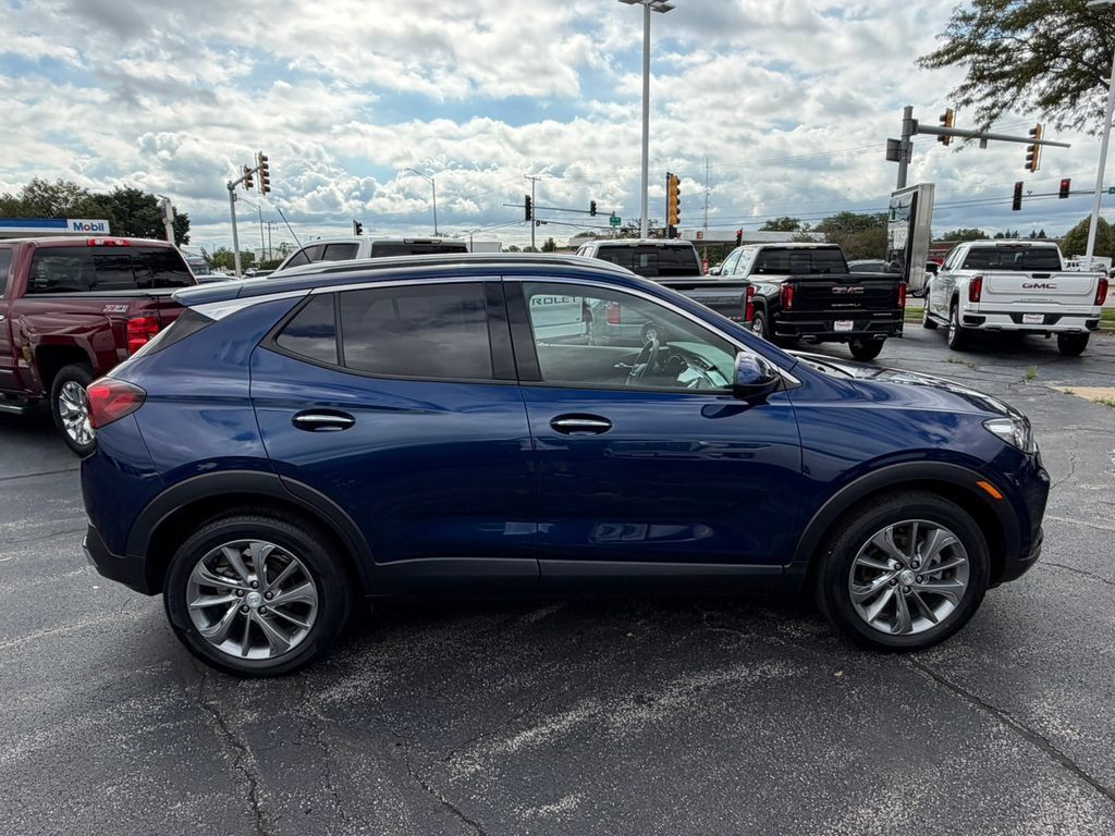 Certified 2023 Buick Encore GX Essence w/ Experience Buick Package FWD image 12