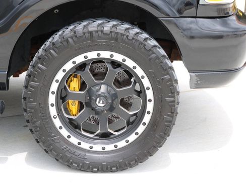 Used 2002 Lincoln Blackwood RWD image 66
