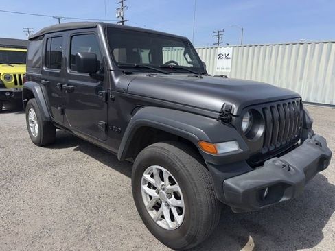 Used 2023 Jeep Wrangler Sport S image 3