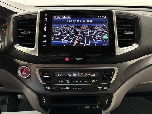 Used 2019 Honda Ridgeline RTL-T image 13