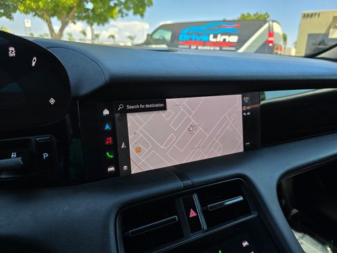 Used 2024 Porsche Taycan image 35