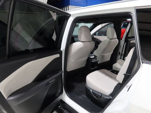 Used 2024 Lexus TX 350 FWD w/ Captains Chair Package image 18