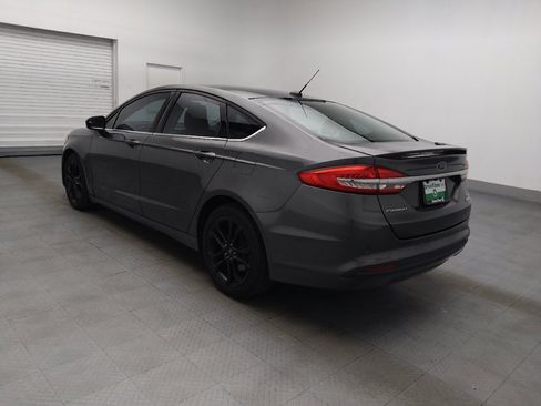 Used 2017 Ford Fusion SE w/ Equipment Group 201A FWD image 3