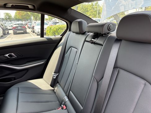 New 2026 BMW 330i Sedan w/ Convenience Package RWD image 33
