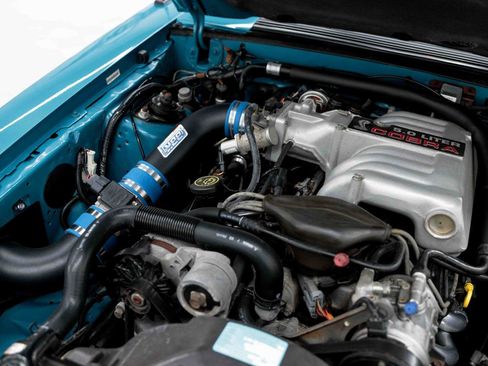 Used 1993 Ford Mustang Cobra RWD image 66