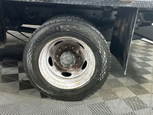 Used 2020 Ford F450 XL w/ Power Equipment Group image 34