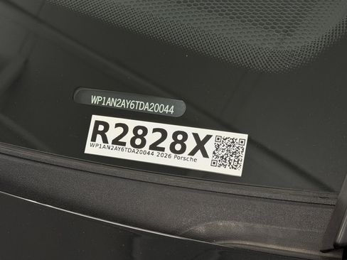 Certified 2026 Porsche Cayenne S AWD/4WD image 65