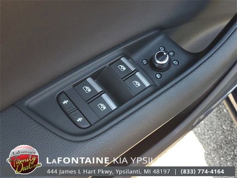 Used 2021 Audi Q7 3.0T Premium Plus image 15