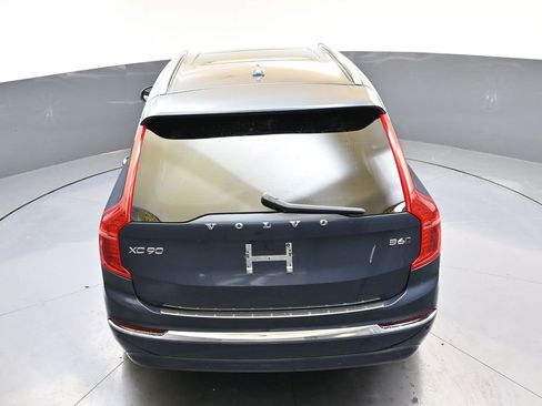Certified 2024 Volvo XC90 B6 Plus image 38