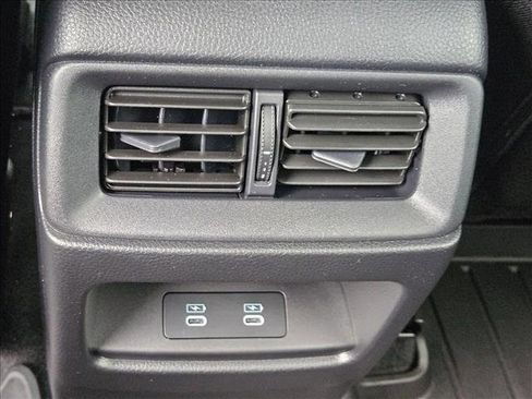 Used 2025 Honda CR-V Sport image 8