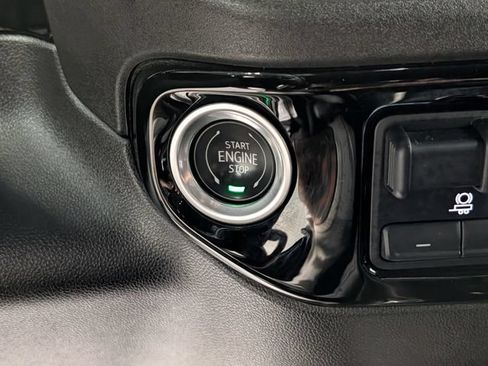 Certified 2023 Chevrolet Silverado 1500 LT AWD/4WD image 23