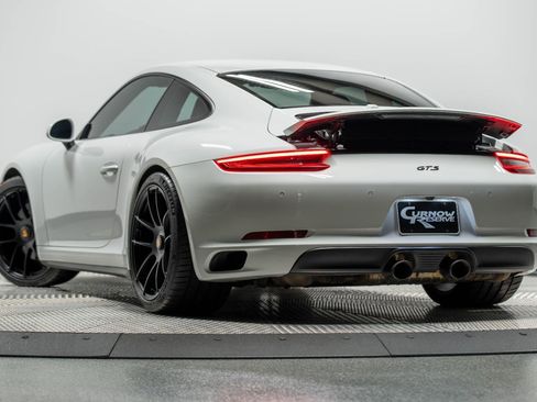 Used 2018 Porsche 911 Carrera GTS image 32