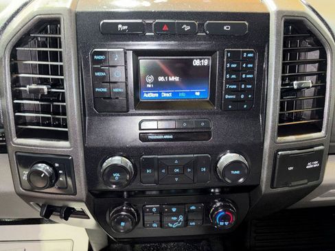 Used 2019 Ford F250 XL w/ Power Equipment Group AWD/4WD image 19