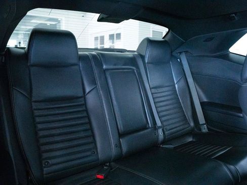 Used 2013 Dodge Challenger R/T Plus RWD image 8