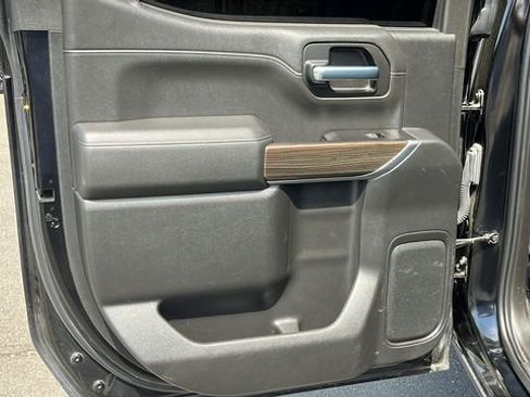 Used 2019 Chevrolet Silverado 1500 RST AWD/4WD image 20