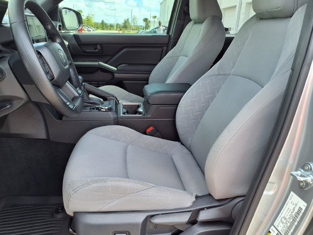 Used 2024 Toyota Tacoma SR5 AWD/4WD image 26