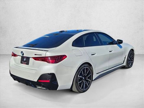 Certified 2025 BMW M440i w/ Premium Package image 5