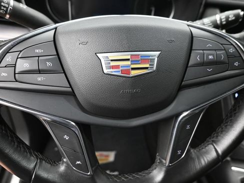 Certified 2023 Cadillac XT5 Luxury AWD/4WD image 17