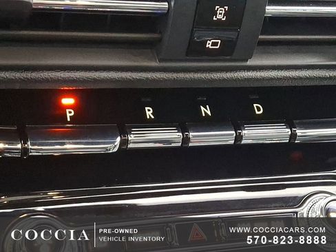 Used 2022 Lincoln Corsair AWD w/ Premium Package image 15