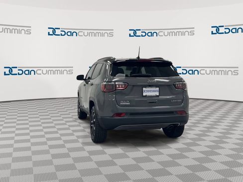 Used 2022 Jeep Compass Limited AWD/4WD image 7