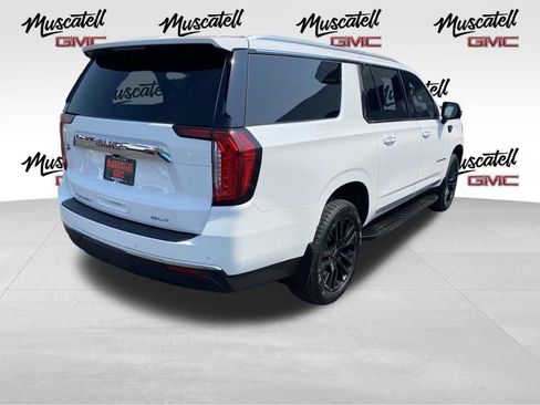 Used 2024 GMC Yukon XL SLT w/ SLT Premium Package AWD/4WD image 8