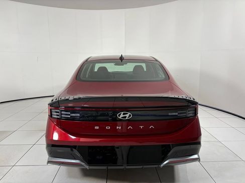 Used 2024 Hyundai Sonata SEL FWD image 4