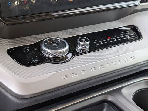 New 2025 Ford Expedition Max Active image 49