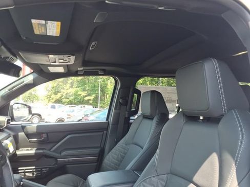 New 2026 Toyota 4Runner TRD Off-Road Premium AWD/4WD image 15