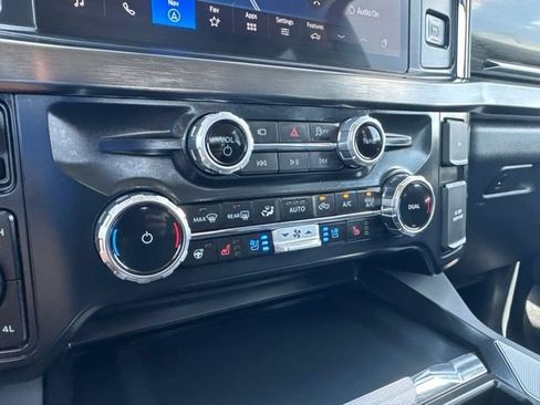 Used 2025 Ford F250 Lariat AWD/4WD image 5