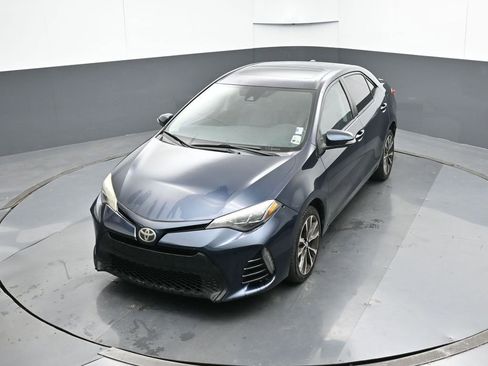 Used 2017 Toyota Corolla XSE image 42