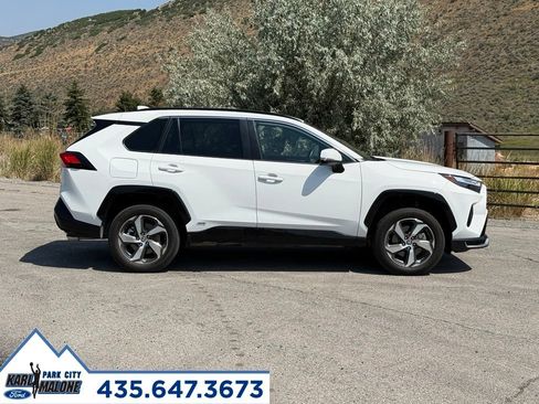 Used 2025 Toyota RAV4 SE AWD/4WD image 6
