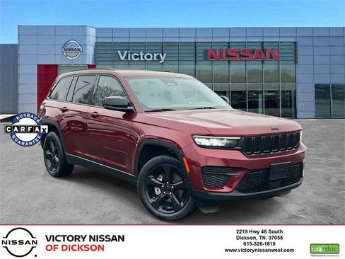 Used 2023 Jeep Grand Cherokee Altitude image 1