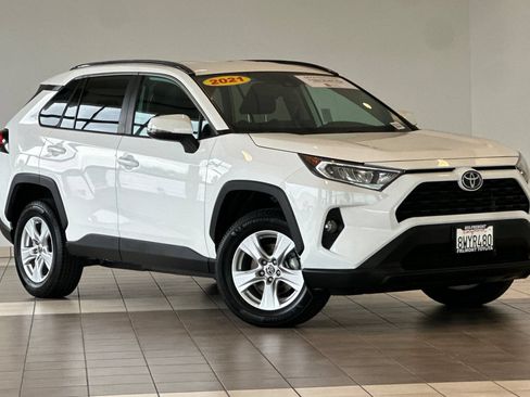 Certified 2021 Toyota RAV4 XLE AWD/4WD image 2