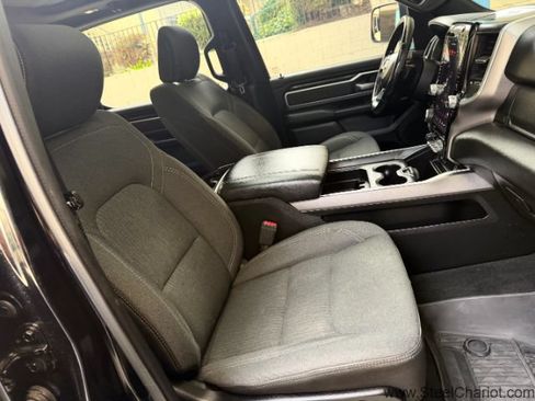 Used 2019 RAM 1500 Big Horn AWD/4WD image 19