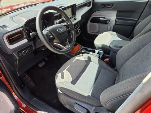 Used 2024 Ford Maverick XLT FWD image 3