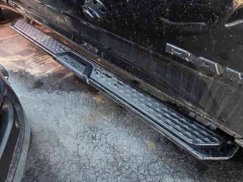 Used 2022 RAM 3500 Big Horn w/ Night Edition AWD/4WD image 4