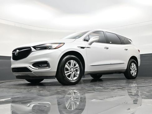 Used 2021 Buick Enclave Essence w/ Sound and Sites Package FWD image 20