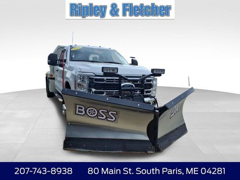 Used 2023 Ford F350 XLT w/ XLT Value Package AWD/4WD image 4