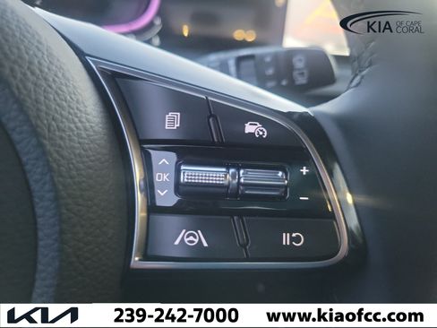 New 2026 Kia Seltos S FWD image 31