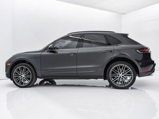 Certified 2024 Porsche Macan video 2