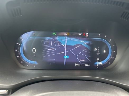 Certified 2025 Volvo XC60 B5 Plus image 20