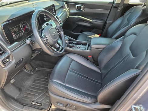 Used 2021 Kia Sorento S w/ Panoramic Sunroof Package FWD image 15